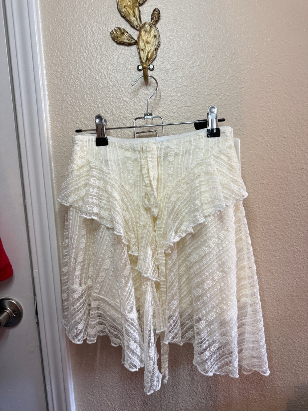 Women's Cream Ruffle Tiered Mini Skirt